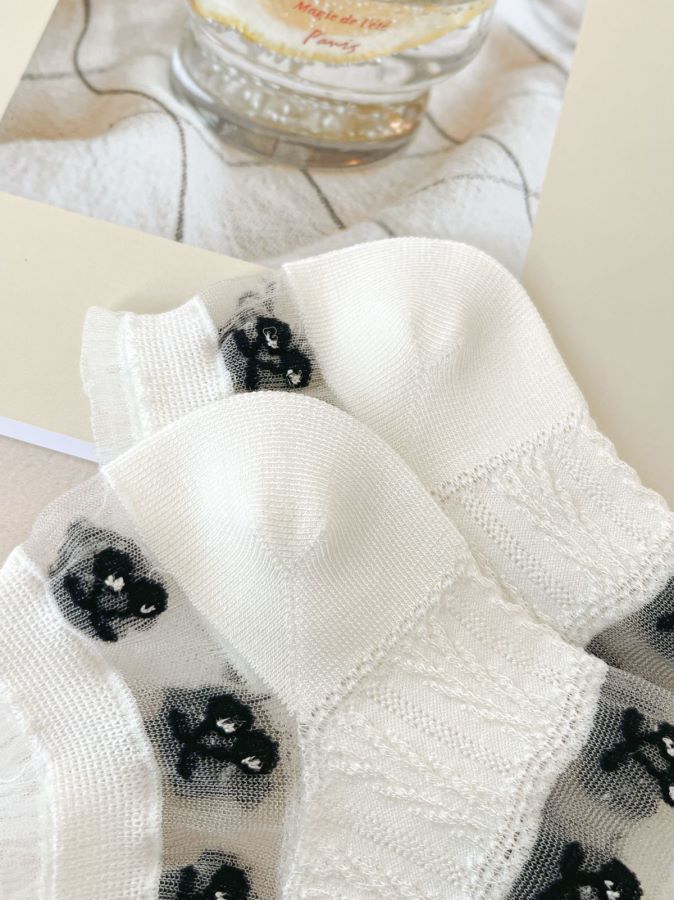 Calzini corti sottili bianchi e neri con bolle più calzini estivi da donna in stile cardigan per la fragilità_voghion.com