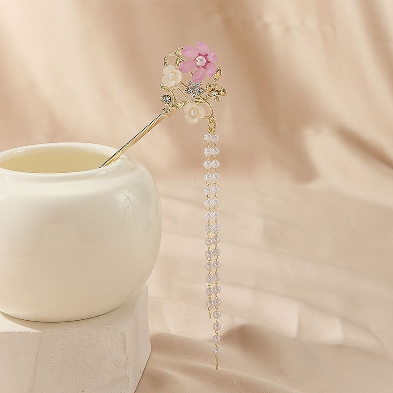White Magnolia Hairpin for Women New Chinese Style Ancient Style High end Hairpin Hanfu Temperament Hair Accessories Hairpin Step Shaking_voghion.com