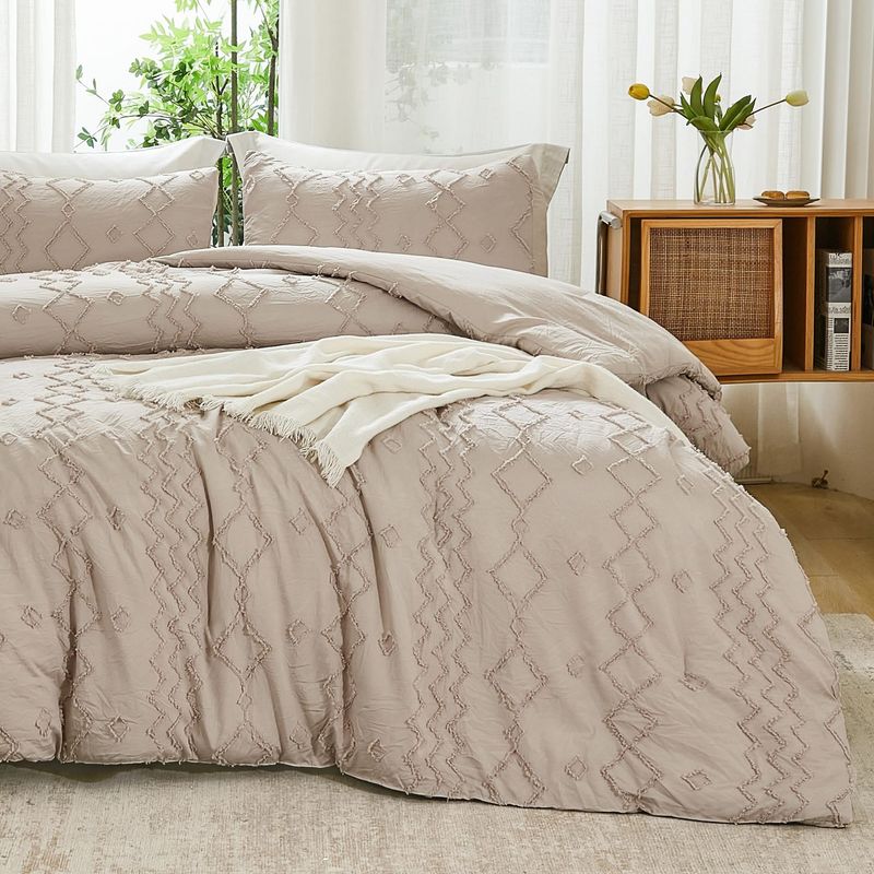 Diamond Wave Quilted Duvet Set - Lightweight & Breathable, All-Season Comfort (3-Piece Bedding, Taupe)_voghion.com