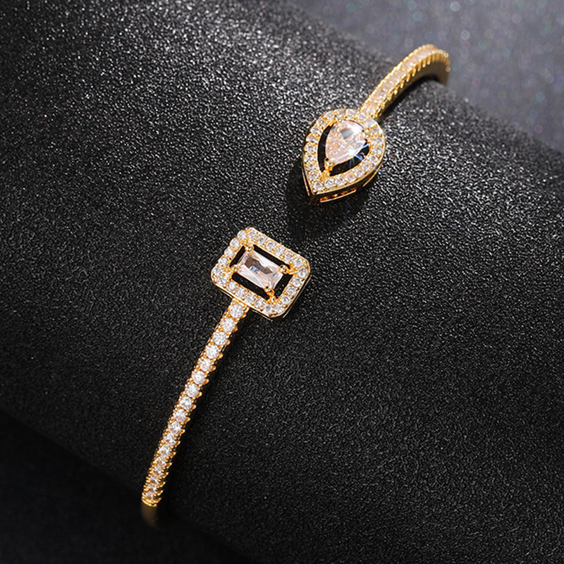 La tendenza del braccialetto aperto di Cao Shi è in ottone con zirconi, temperamento, versione coreana, semplice braccialetto da banchetto_voghion.com