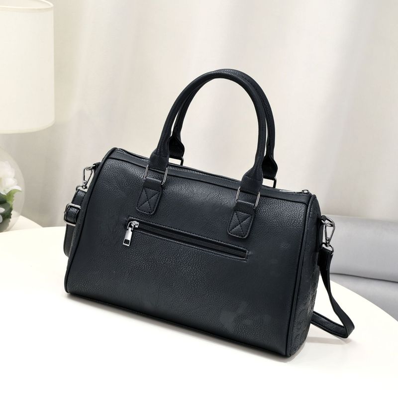 Street Style Skull Crossbody Bag - Punk Studded PU Handbag (Adjustable Strap Embossed Design Handheld & Shoulder Carry Trendy Women's Accessory)_voghion.com