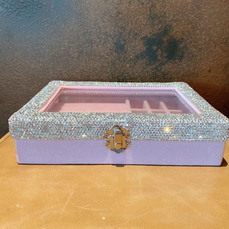 Organizador de joyas de lujo: elegante estuche de papel para anillos, collares y pendientes (resistente al polvo y con estilo)_voghion.com