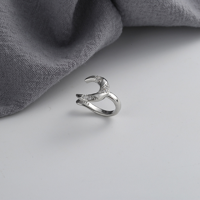 Sterling VENUS Sier Fashion Zircone Avvolgimento Luna Orecchino Clip Signore Personalizzato Orecchio Osso Clip Orecchini Gioiello Anelli_voghion.com