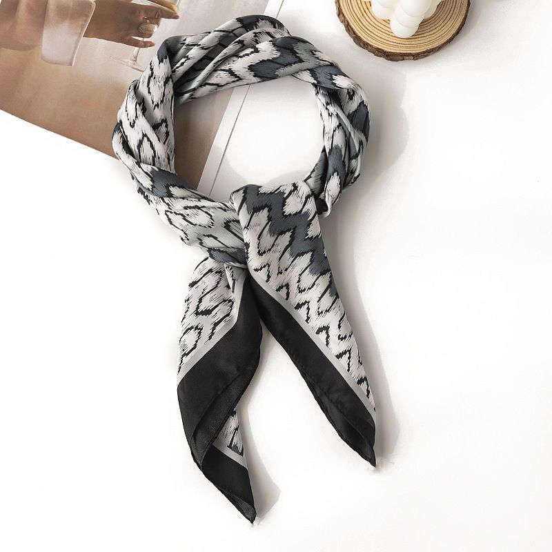 70 long mother's printed square high-end women's Korean version neck protection professional scarves, scarves_voghion.com