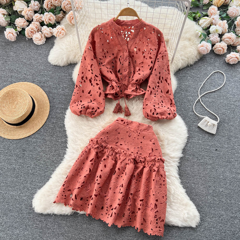 Damenmode, modisch, schick, schick, zweiteiliger Anzug_voghion.com