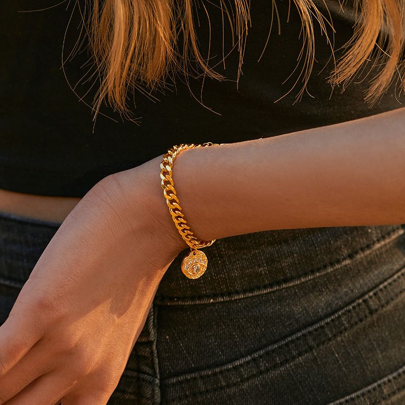 round brand micro inlaid zircon eye pattern neutral thick chain heavy industry bracelet personality trend hand jewelry plated_voghion.com