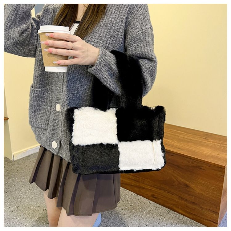 Women's Light Luxury Faux Shearling Tote Bag – Soft & Spacious Shoulder Bag For Everyday Use, Stylish Trendy With Magnetic Closure Plush Shoulder Bag_voghion.com