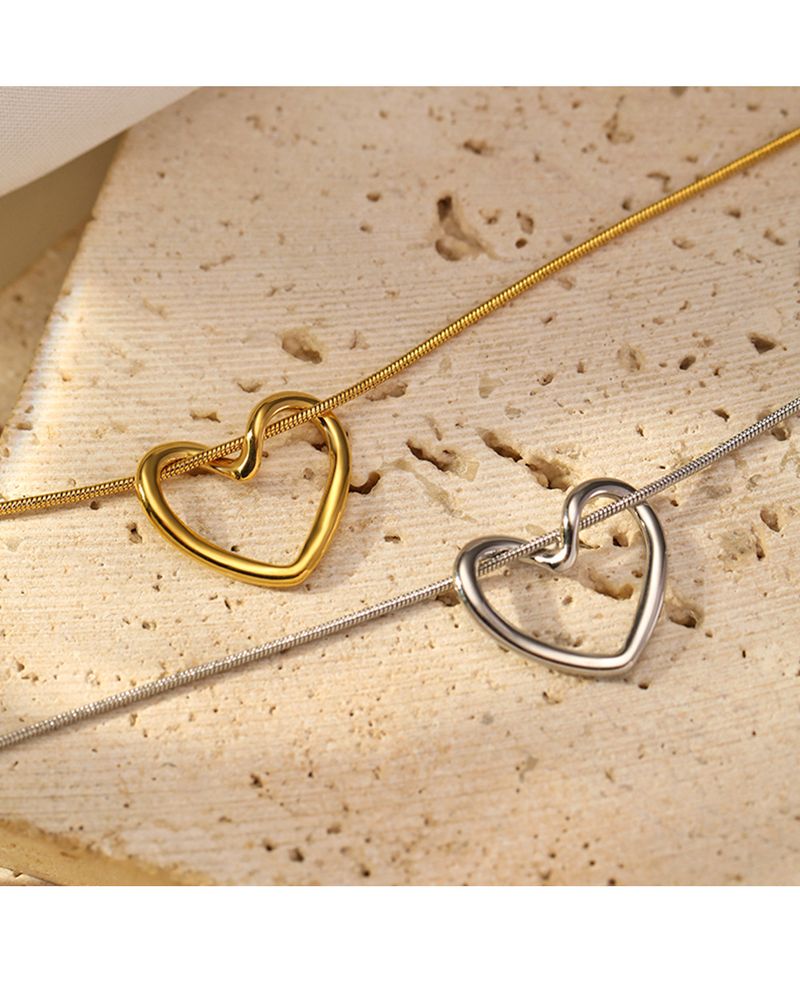 Damenschmuck Hohle Liebeskette Für Mädchen Einfaches Design Studentenanhänger Vielseitige Schlüsselbeinkette Aus Edelstahl_voghion.com