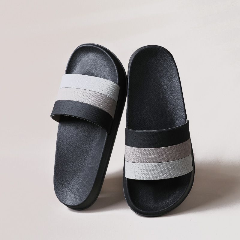 Badezimmer für Frauen im Sommer, geeignet zum Vorzeigen. Gestreifte, rutschfeste Hausschuhe, extra dicke, feste EVA-Schuhe für Zuhause._voghion.com