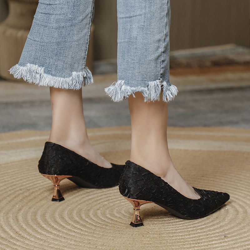 Hohe Dünne Absätze 2025 Neue Spitz Elegante Schwarze Professionelle Büroarbeit Für Frauen Einfache Kleine Ferse Einzelne Schuhe_voghion.com