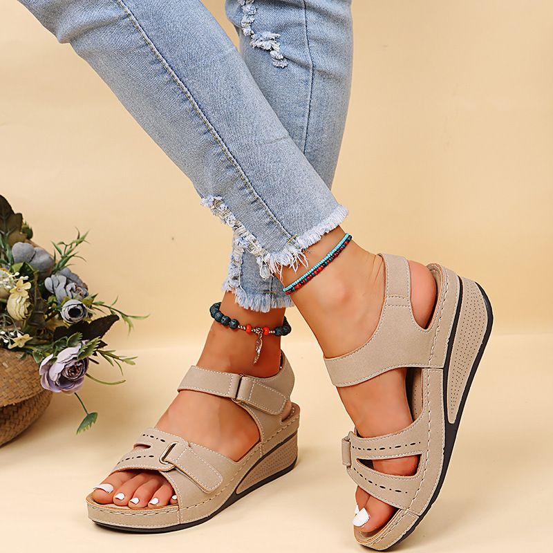 Nuovi sandali stile romano con bocca di pesce grandi casual 2024 Capispalla da donna in velcro Shake Line Shoes_voghion.com