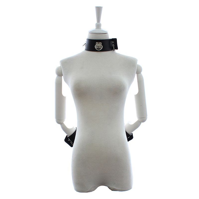 Legatura forzata con polsino rosso sul retro, polsino al collo, lucchetto Zhuang, abbigliamento costrittivo in pelle, intimo sexy_voghion.com