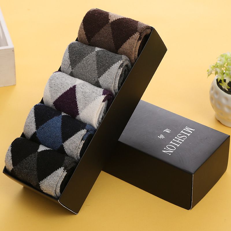 2025d New Men's Thickened High-Density Mid-Calf Rabbit Wool Business Gift Box Socks_voghion.com