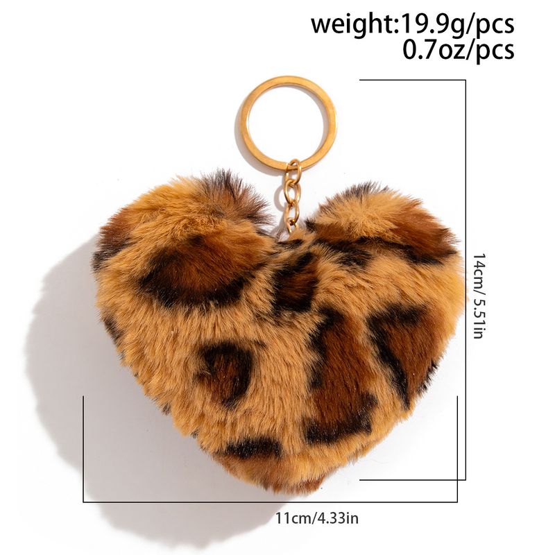 Portachiavi con ciondolo a forma di cuore con stampa leopardata fai da te alla moda e personalizzato, decorazione per borsa con palla di pelo a forma di cuore di pesca_voghion.com