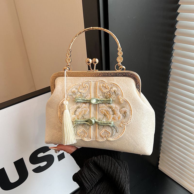 Borsa a mano ricamata in broccato cinese per donna, modello primaverile, abbinata a gonna Mamian, borsa Hanfu in stile nazionale_voghion.com