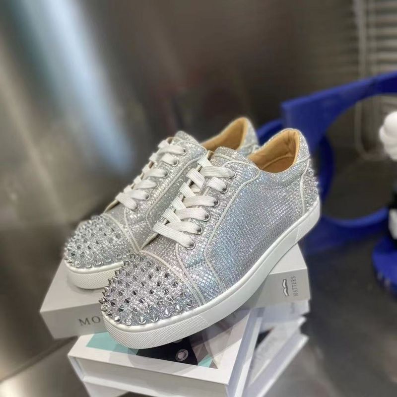 A Red Sole Rivets Men's Studs L Couple Style Women's Shoes With Rhinestones Casual Trendy Sneakers_voghion.com