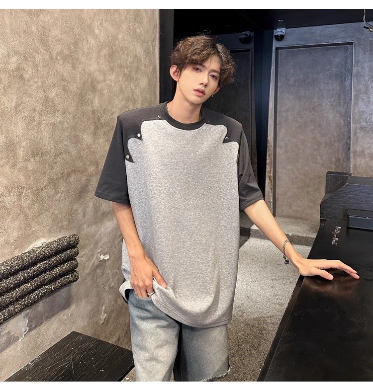 Short Sleeved T-shirt For Men In Summer With Raglan Sleeves, Niche Design, Loose Shoulder Pads, Half Sleeved T-shirt_voghion.com