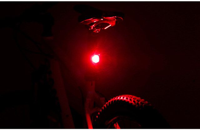 NEWBOLER Fahrradlicht 4800 Lumen USB aufladbar regenfest MTB Fahrradlicht Set mit 2 Halter 10000mAh Taschenlampe Fahrradzubehör_voghion.com