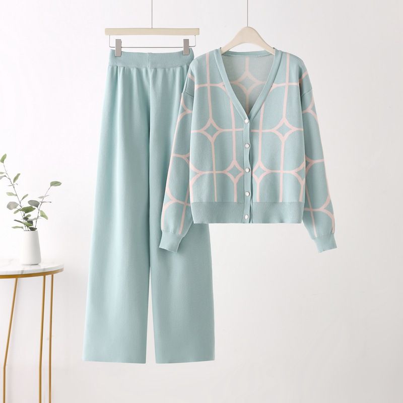 Îmbrăcăminte pentru femei toamna-iarna nou cardigan cu model de linie tricotat set din două piese, lejer, care acoperă carnea și pantaloni slim cu picior larg_voghion.com