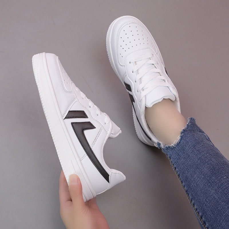 New Style Small White Shoes Moda uomo Low-cut Trendy Sneakers Trasmetti in diretta le stesse comode sneakers casual con la suola spessa_voghion.com