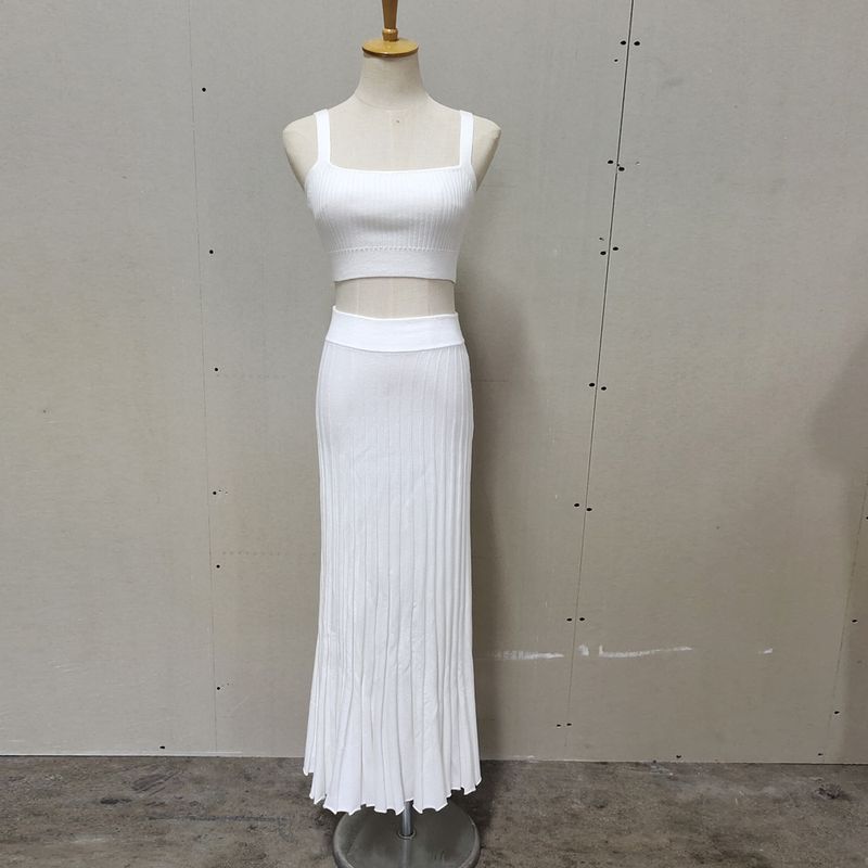 Summer Knitted Tank Top+Half Women's Elegant Sleeveless Short Top Pleated Skirt Set_voghion.com