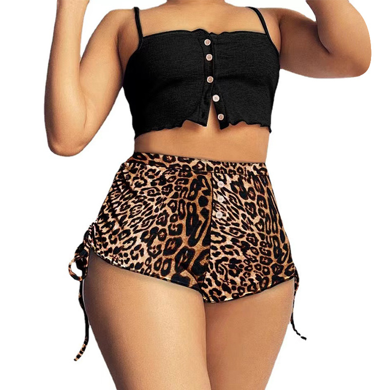 Conjunto de shorts suspensores com botão estampado e peito aberto para meninas que podem ser usados ao ar livre com alças e pijamas femininos elásticos_voghion.com