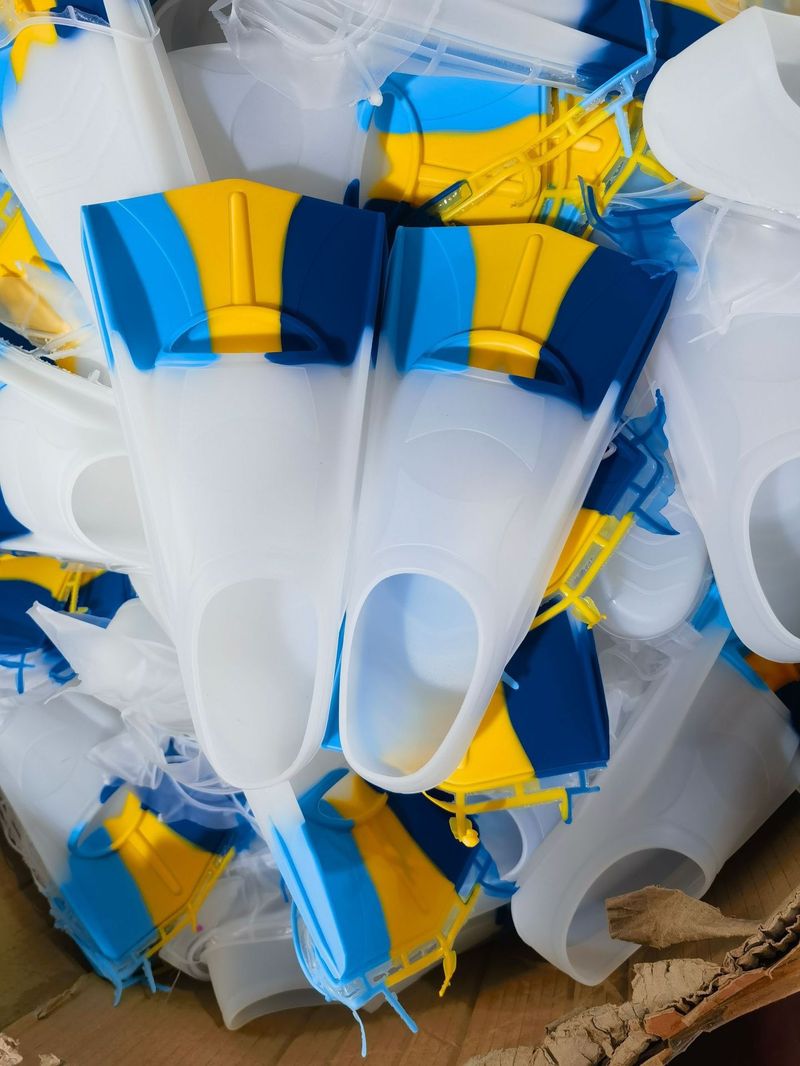 Silikon simfötter män och kvinnor freestyle groda korta simfötter Vuxna barn professionell simning snorkling_voghion.com
