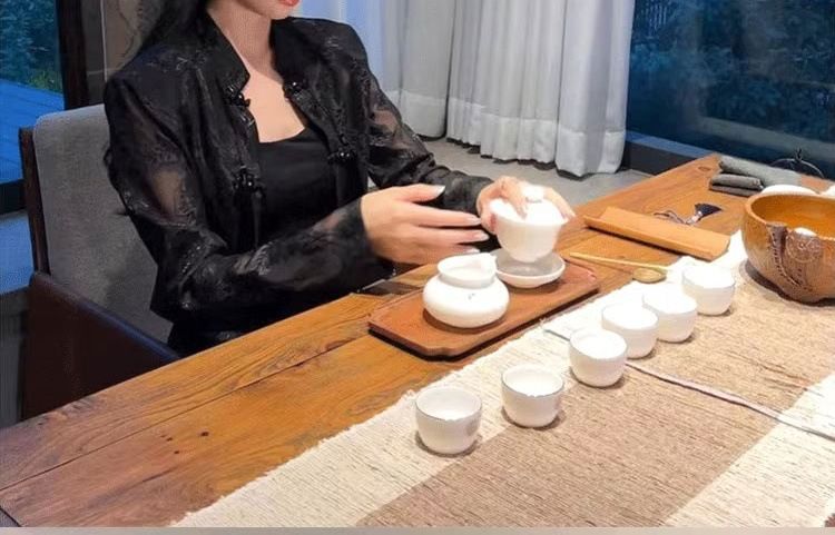 Sunscreen shirt, Chinese style jacket, women's 2024 summer new style, high-end, casual, versatile, fashionable top,_voghion.com