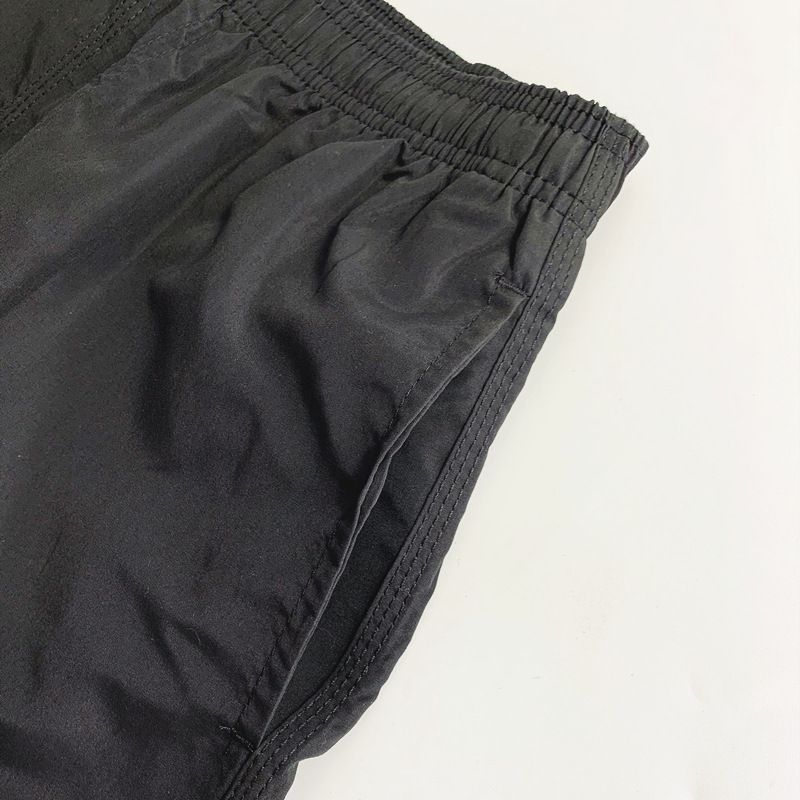 Polyesterfaser Herren Vierviertel Fünfviertel Schnelltrocknende Schwimmshorts mit Innenfutter Sport Strandshorts_voghion.com