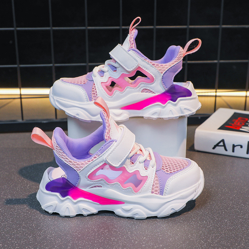 Kindersport 2024 Sommer neue ausgehöhlte kleine mittelgroße Kinder Anti-Kick-Baotou-Sandalen für Jungen und Mädchen_voghion.com