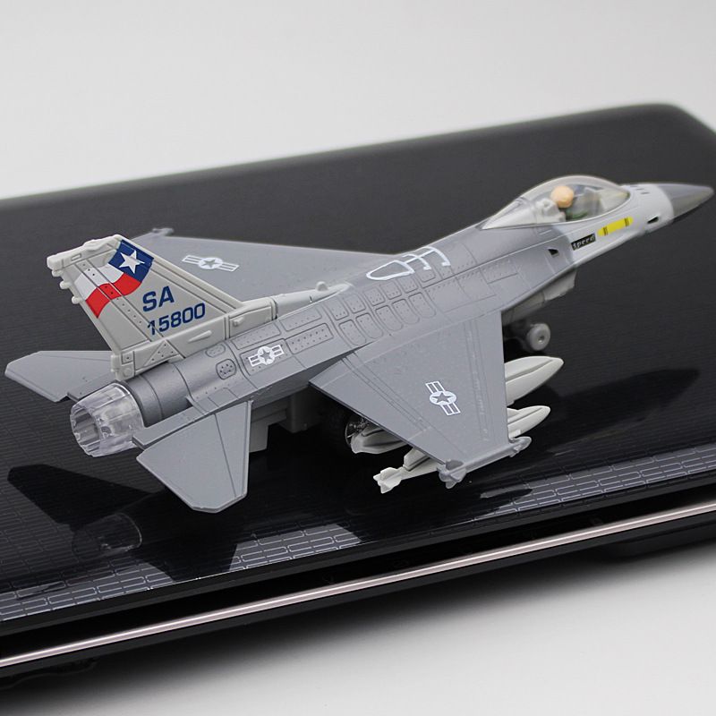 Mänguasjasulamist hävitaja F16 mudel, heli ja valgusega tagasi tõmmatav lennundussõjalennuki mudeli kaunistuskingitus_voghion.com