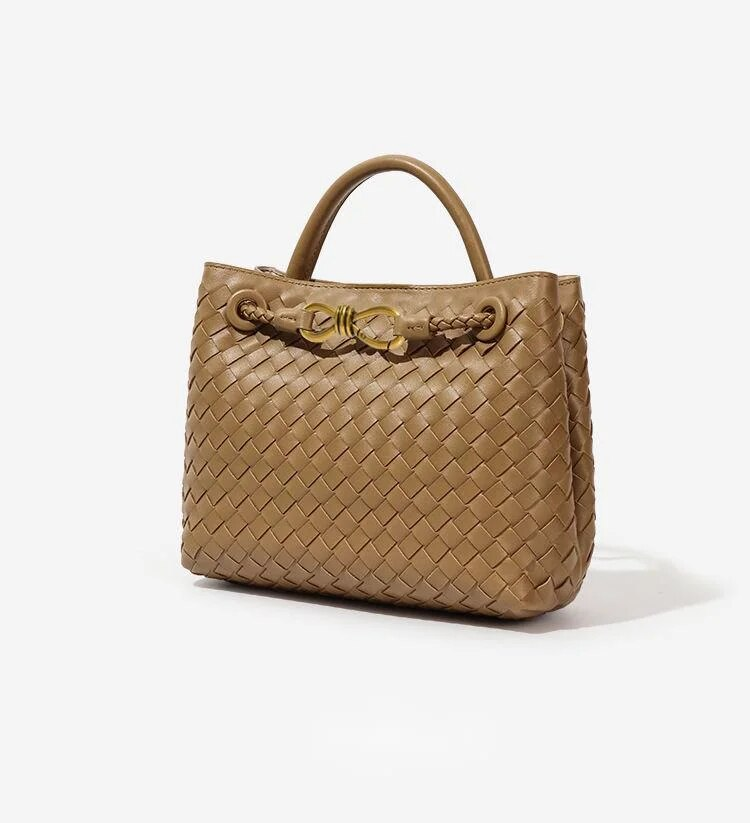 Jauna ietilpīga rokassomiņa sievietēm ar personību un vienkāršu temperamentu. Ar rokām darināta auduma soma ir praktiska un daudzpusīga. Viena plecu soma_voghion.com