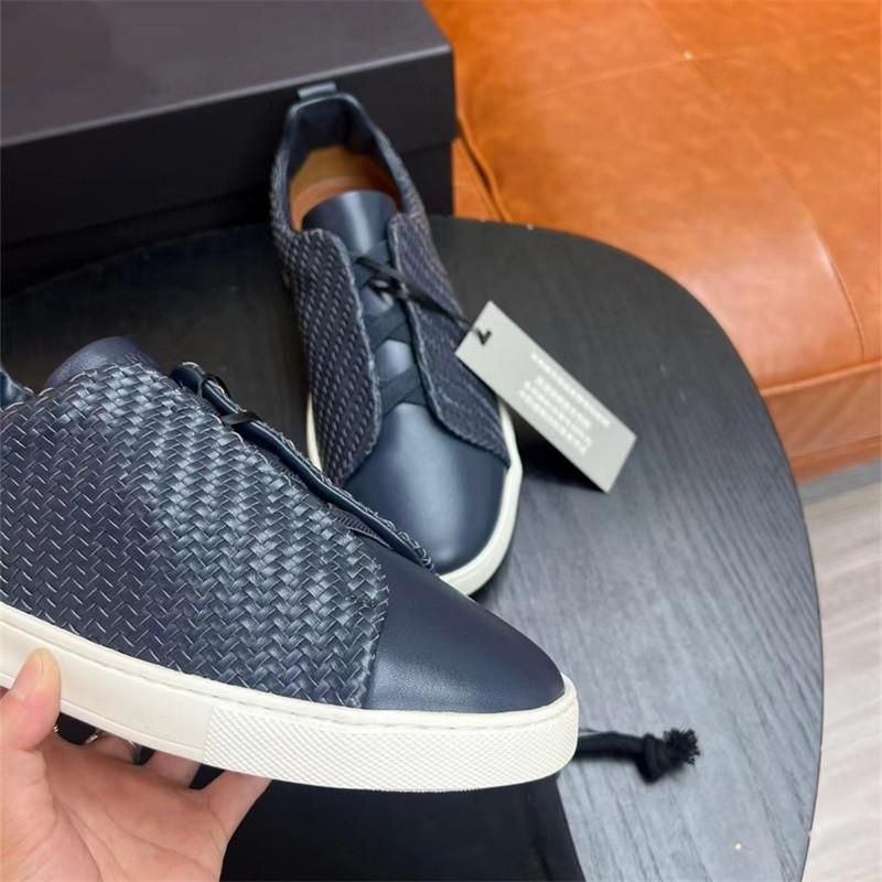 Scarpe da guida comode e comode slip-on in pelle intrecciata nera da uomo, di nuovo stile_voghion.com