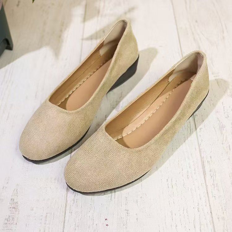 Large Casual Flat Bean Shoes Autumn, New Pointed Soft Sole Wearing On The Outside, Shallow Mouth Single Shoe For Women_voghion.com