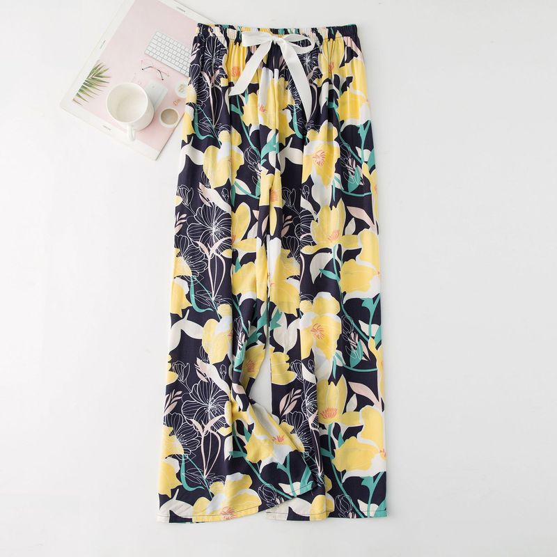 Women's Sleepwears Large size pants thin pregnant women can wear shorts on the beach_voghion.com