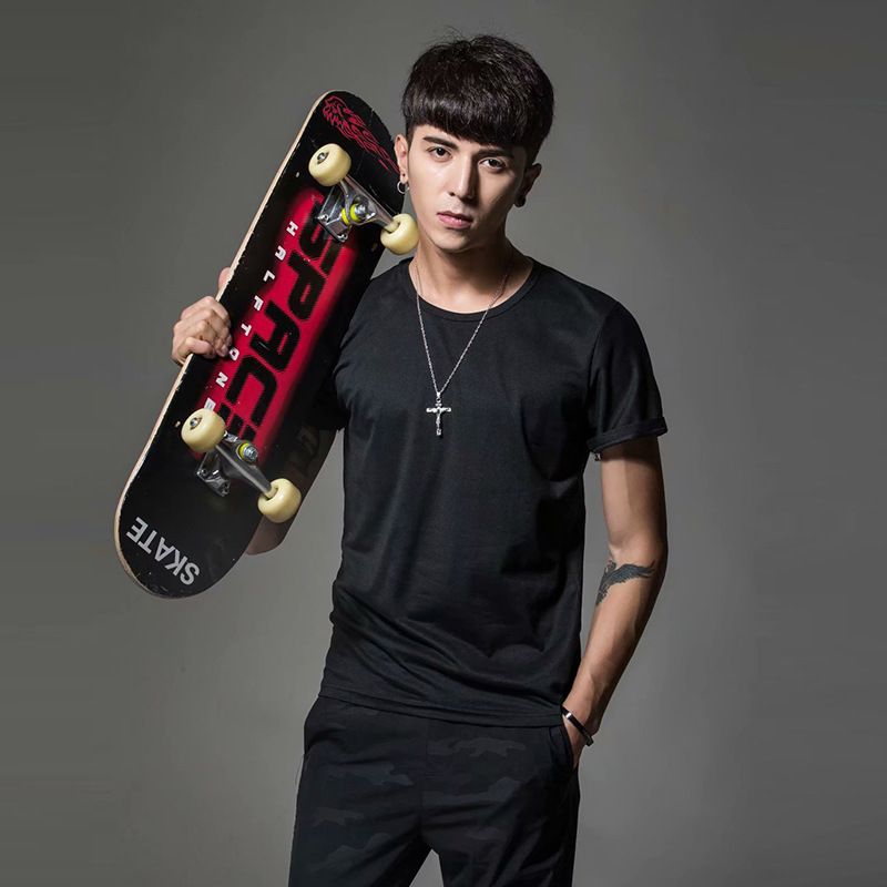 Maglietta a maniche corte a colori, estiva, casual, girocollo, corta, alla moda, con scollo a V, vestibilità aderente, per abbigliamento maschile_voghion.com