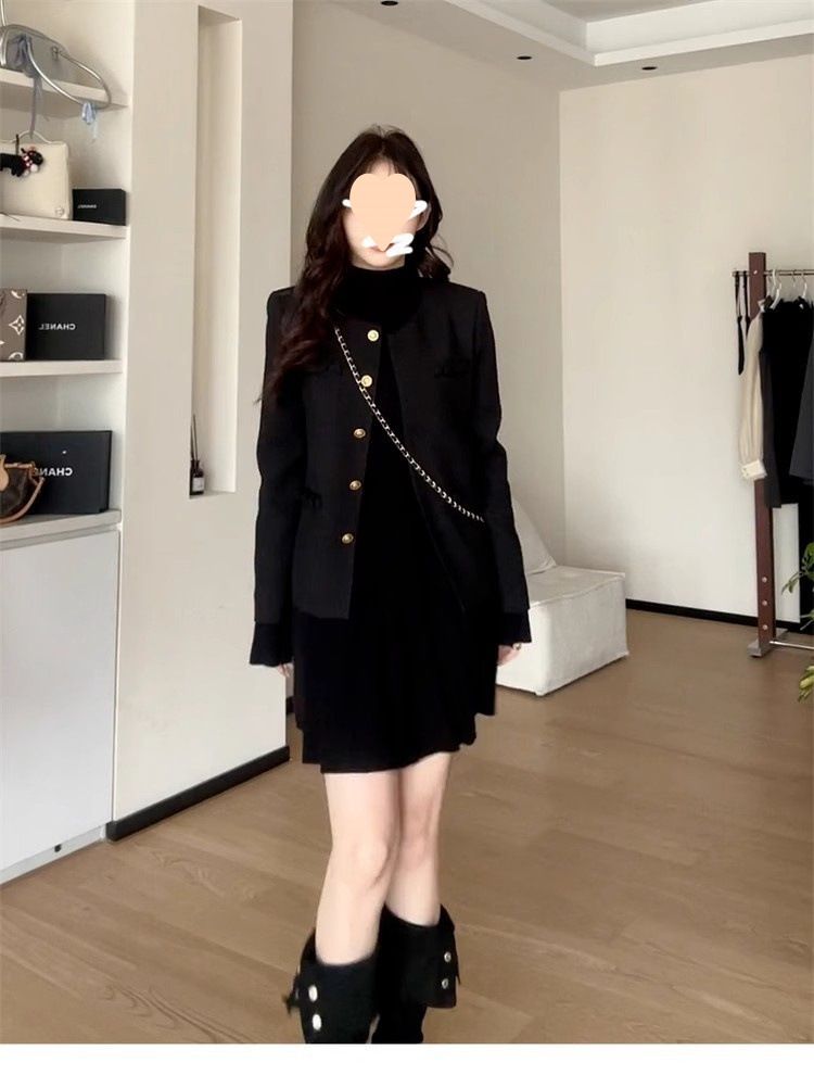 Jinchuan Chuan Lisun Schwarzes High-End-Kleid mit halbhohem Kragen, taillenabnehmenden ausgestellten Ärmeln und süß-würzigem Mädchenkleid_voghion.com