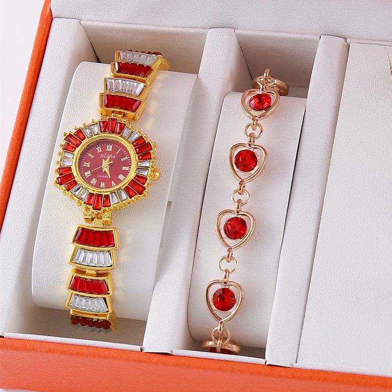 Orologio da donna alla moda con cuore, completamente gestito, molto venduto_voghion.com