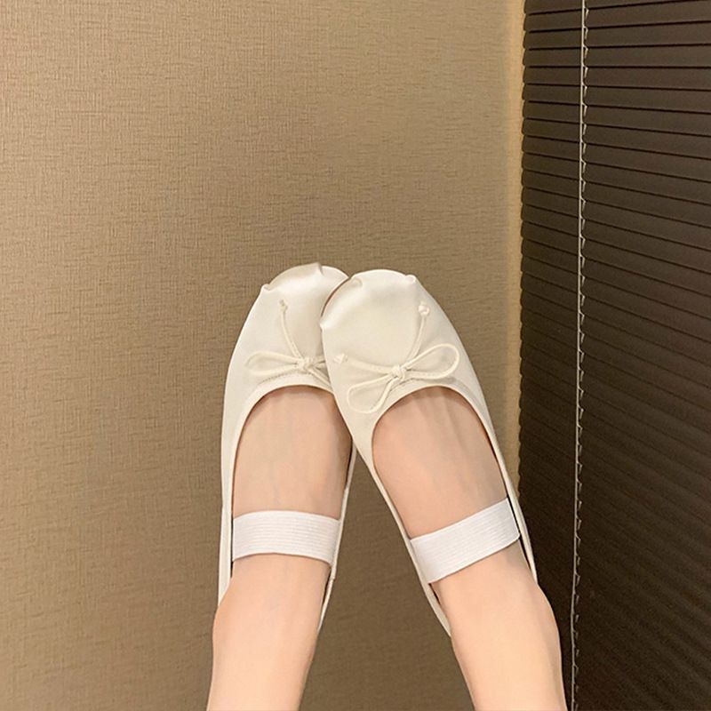 Flachboden Mary Jane 2025 Neue Lamm Wildleder Ballett Schnürsenkel Mutter Strap Niedrigen Absatz Flach Mund Casual Einzelschuhe Für_voghion.com