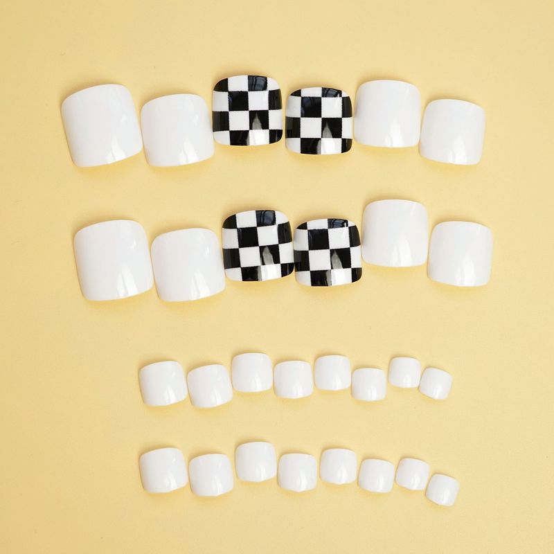 Black And Chessboard False Nails, White Toenails, Wearing Art Patches, Finished 24 Nail Patches_voghion.com