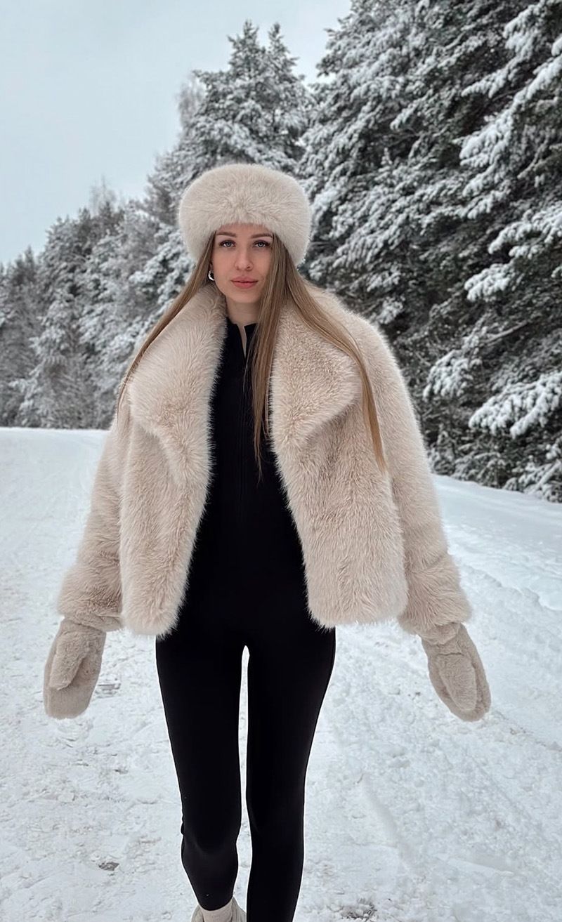 Luxuriöser Kunstfuchspelzmantel, modische Winterjacke für Damen mit übergroßem Revers – weicher und flauschiger Kunstpelzmantel, eleganter Pendlerstil, Beige_voghion.com
