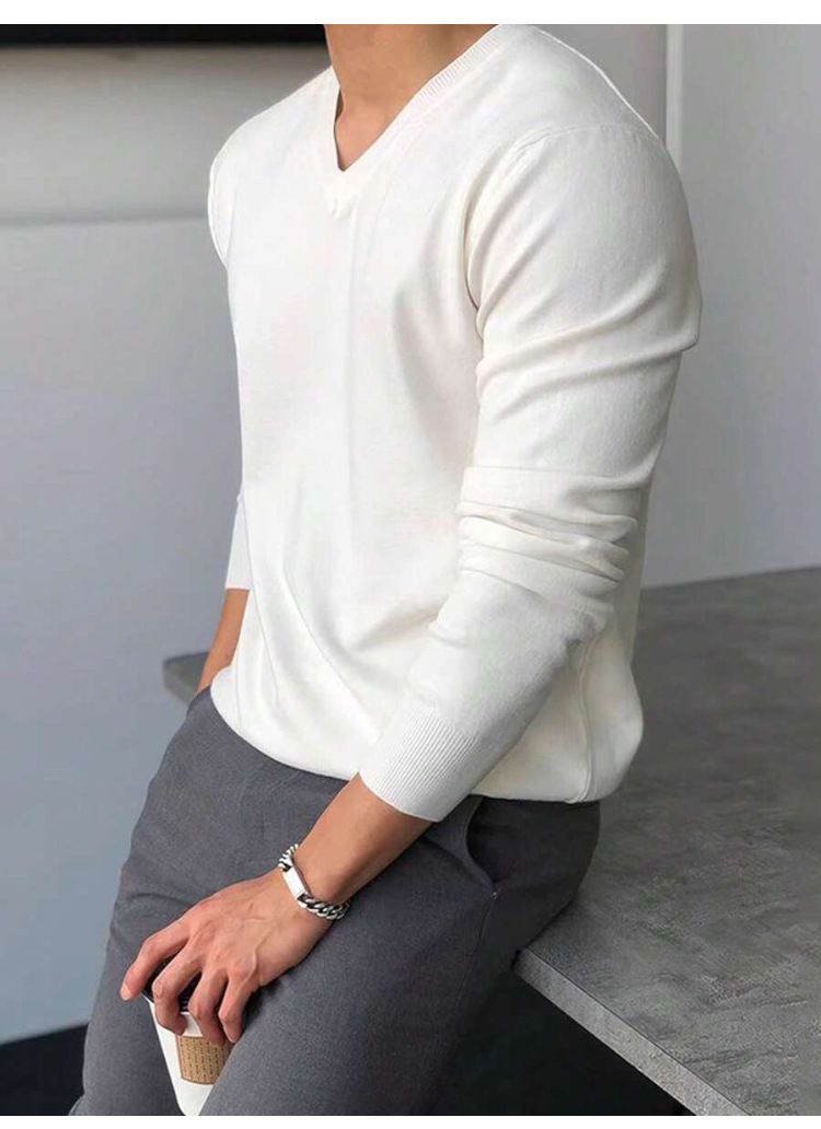 „Premium-Herrenpullover aus Wollmischung mit V-Ausschnitt – Schmal geschnittener Winterpullover für Business Casual und Alltag“_voghion.com