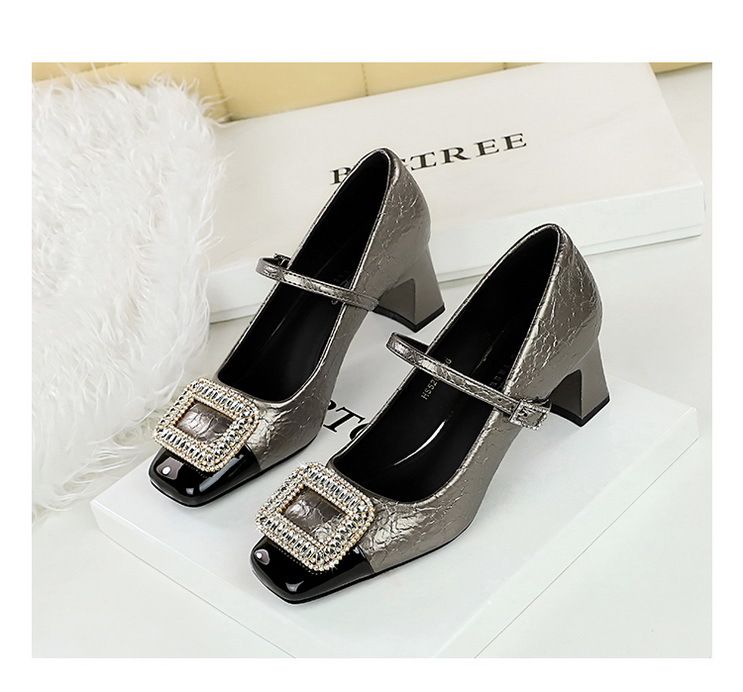 5298-K32 Scarpe da banchetto da donna con tacco medio grosso, punta quadrata, cinturino con fibbia in metallo con diamanti e bocca leggera, con blocchi di colore_voghion.com