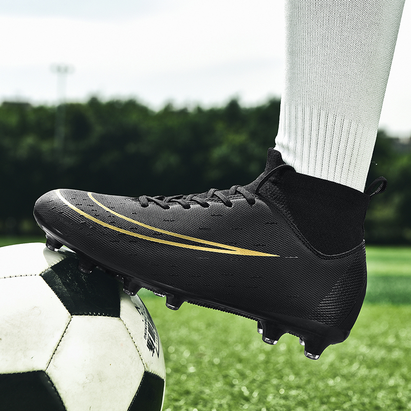 2023 neue Fußball Schuhe Männer High-top Fußball Stiefel Professionelle TF/FG Kinder Atmungsaktive Sneaker Outdoor-Gras Ausbildung_voghion.com