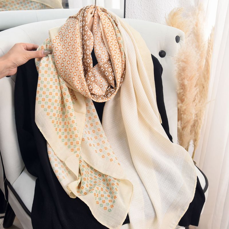 Sciarpa creativa alla moda in seta con effetto lino e cotone di nicchia coreana con blocchi di colore._voghion.com