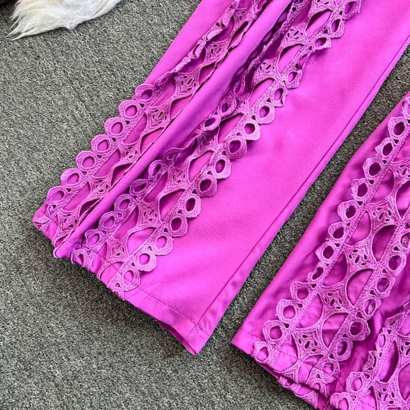 Damenbekleidung High-End-Anzug im Lady-Stil für Frauen, Spitzenhemd mit Haken und Blumenlaternenärmeln, dreiteiliger Anzug, hohe Taille, schmale Hose mit weitem Bein_voghion.com