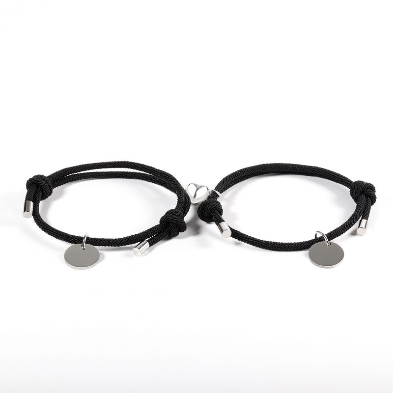 Bracelet magnétique Love en corde milanaise rouge bracelet gravé en acier inoxydable avec étiquette d'amour bracelet couple en corde milanaise_voghion.com
