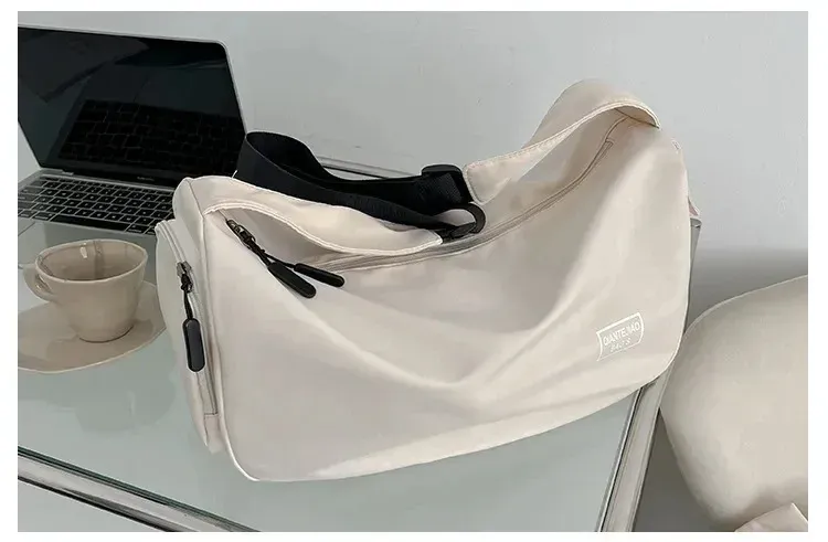 Sporttasche mit großem Fassungsvermögen, tragbar, mit Nass- und Trockentrennung, verstellbarem Schultergurt, Schwimm- und Fitnessrucksack_voghion.com