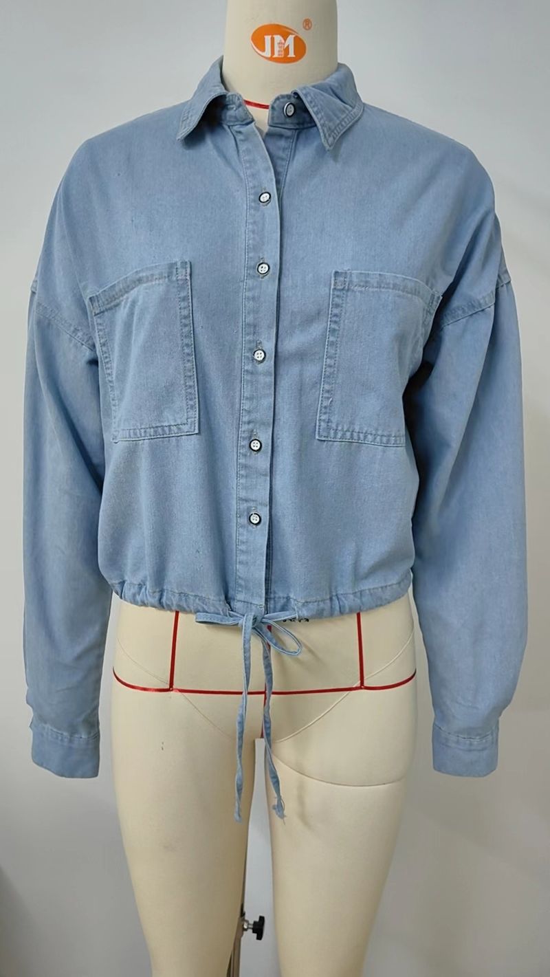 Damen-Jeanshemd im Used-Look mit Gürtel zum Binden in der Taille – Hellblau und Dunkelblau – S/M/L/XL, dünnes Hemdoberteil aus gewaschenem Denim mit Bindegürtel in der Taille_voghion.com