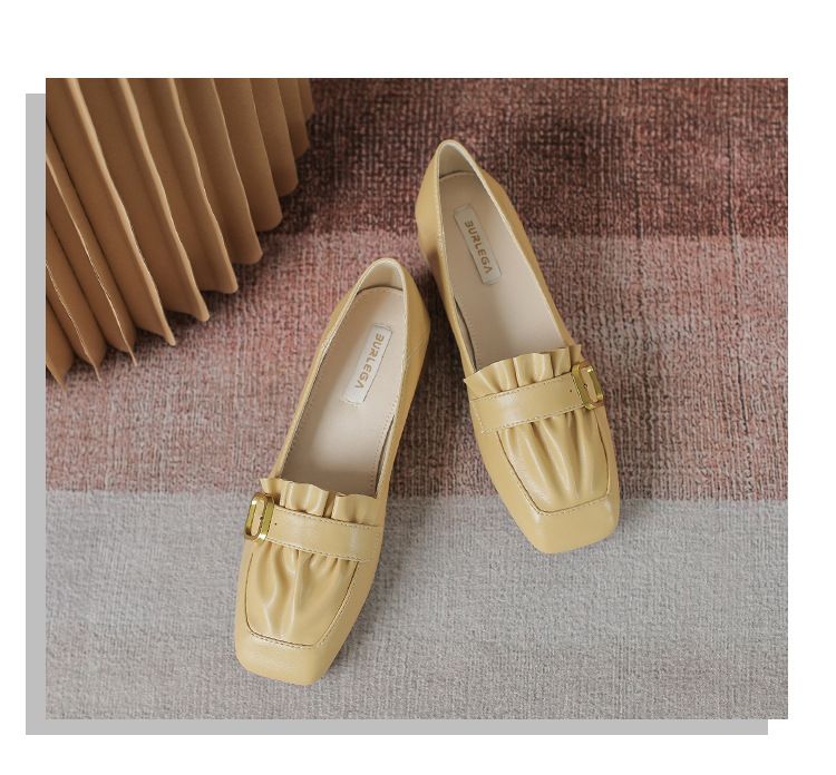 Schuhe mit quadratischer Spitze und dickem Absatz für Damen, Herbst 2024, neue quadratische Schnalle, plissierte, vielseitige, flache Öffnung, mittlerer Absatz, Oma-Schuhe, Damen-Arbeitsschuhe_voghion.com